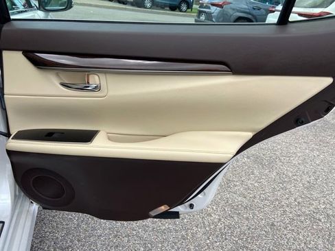 Used 2017 Lexus ES 350 w/ Navigation System Package FWD image 31