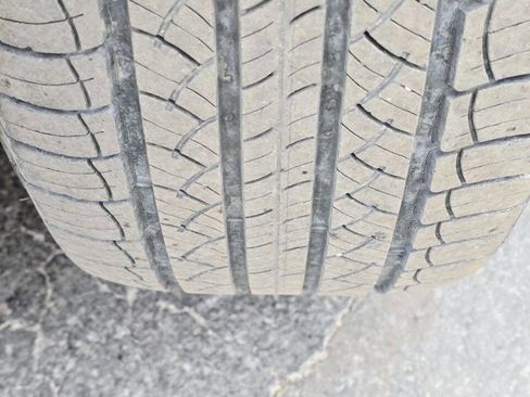 Used 2014 Ford Explorer XLT w/ Equipment Group 202A image 29