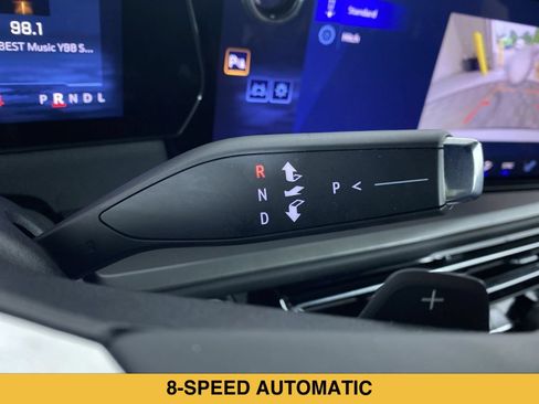 Certified 2026 Chevrolet Traverse LT FWD image 7