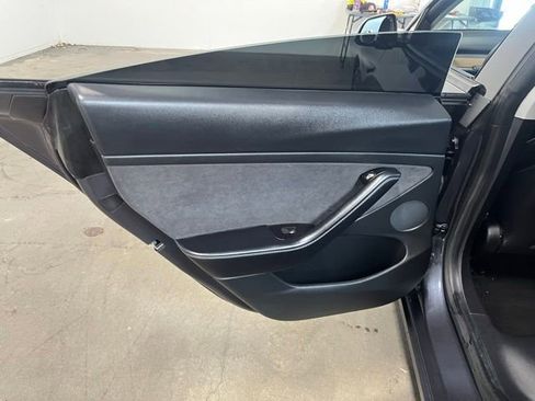 Used 2021 Tesla Model 3 Long Range AWD/4WD image 19