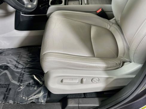 Used 2023 Honda Odyssey Touring image 19
