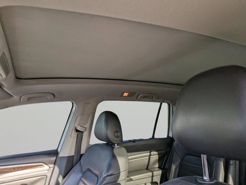 Used 2019 Volkswagen Atlas SEL Premium AWD/4WD image 22