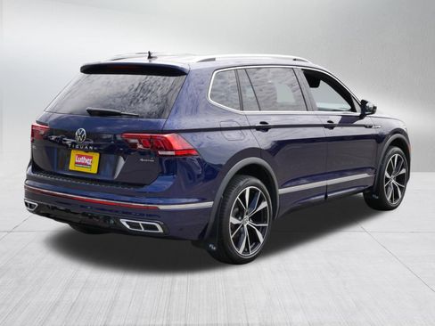 Used 2023 Volkswagen Tiguan SEL R-Line AWD/4WD image 7