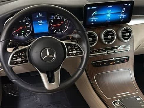 Used 2022 Mercedes-Benz GLC 300 4MATIC image 25