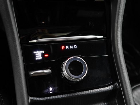 Used 2024 Jeep Grand Cherokee Limited w/ Luxury Tech Group II AWD/4WD image 23