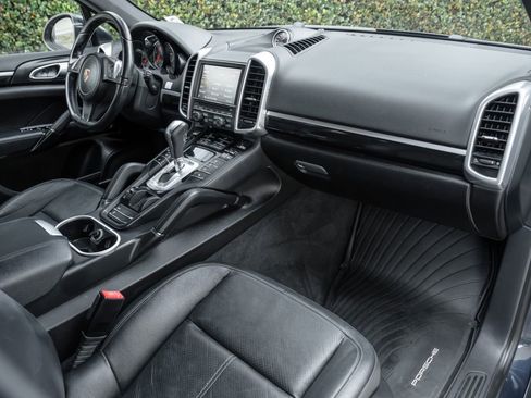 Used 2014 Porsche Cayenne Diesel image 16