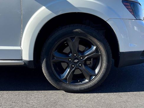 Used 2019 Dodge Journey Crossroad FWD image 13