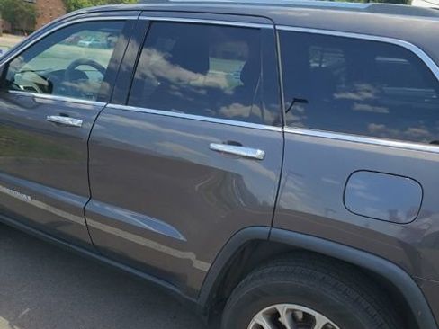 Used 2014 Jeep Grand Cherokee Limited w/ Trailer Tow Group IV AWD/4WD image 17