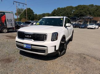 Used 2024 Kia Telluride EX w/ EX Captain's Chair Package AWD/4WD video 2