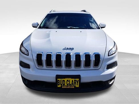 Used 2015 Jeep Cherokee Latitude AWD/4WD image 9