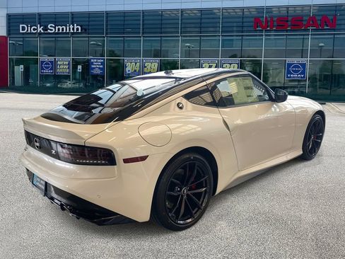New 2026 Nissan Z Performance w/ Floor Mat Package image 6