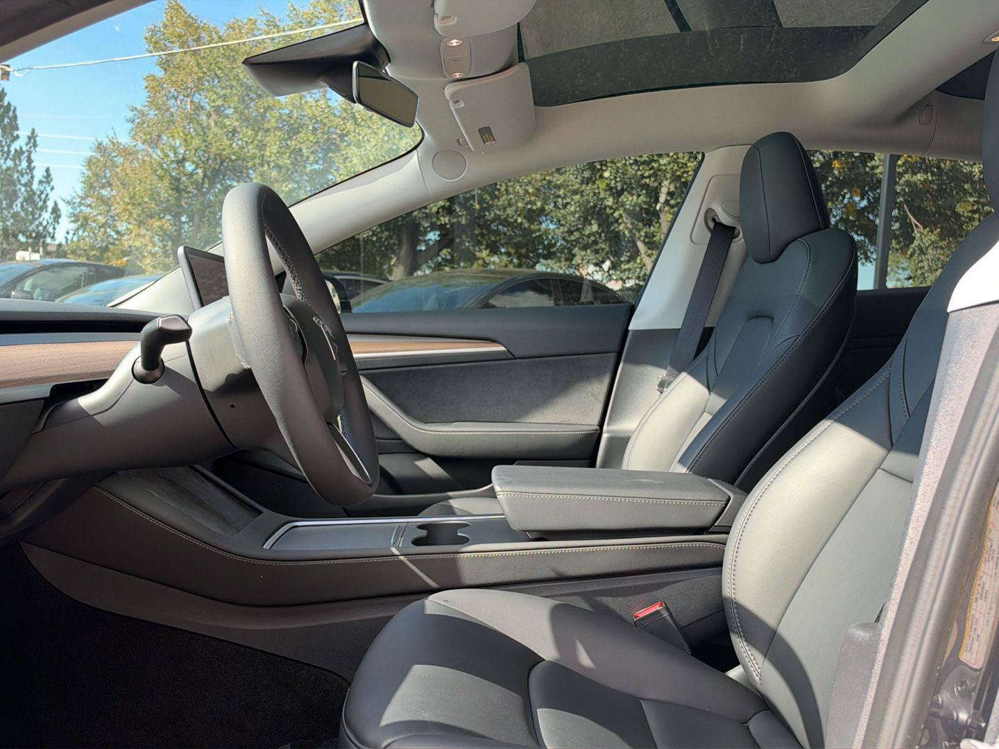 Used 2023 Tesla Model 3 Standard Range RWD image 16