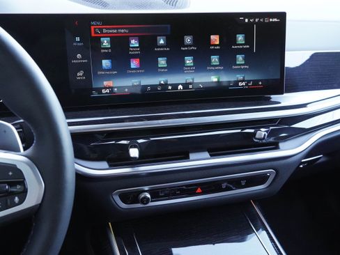 Certified 2026 BMW X7 M60i AWD/4WD image 25