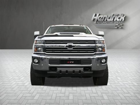 Used 2019 Chevrolet Silverado 2500 LTZ w/ Duramax Plus Package image 5