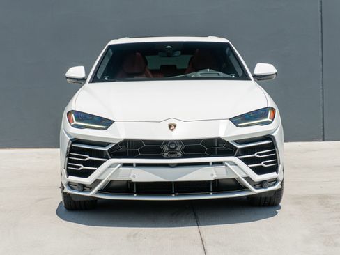 Used 2020 Lamborghini Urus AWD/4WD image 4