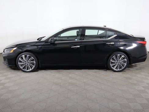 Used 2023 Nissan Altima 2.5 SL image 16