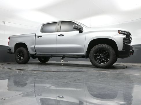 Used 2021 Chevrolet Silverado 1500 LT Trail Boss w/ Convenience Package II AWD/4WD image 44