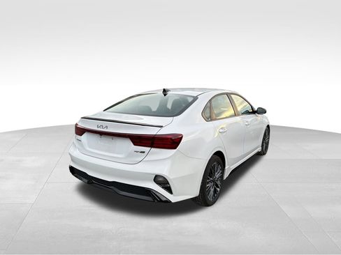 Used 2024 Kia Forte GT-Line image 5