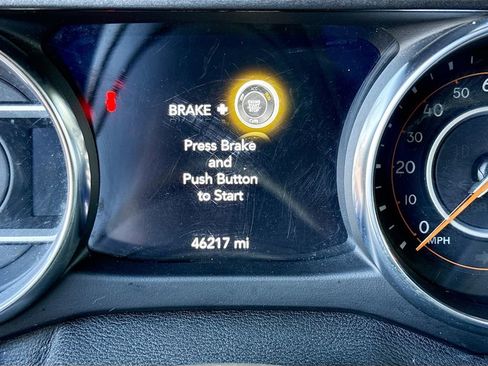 Used 2021 Jeep Wrangler Unlimited Sport AWD/4WD image 13