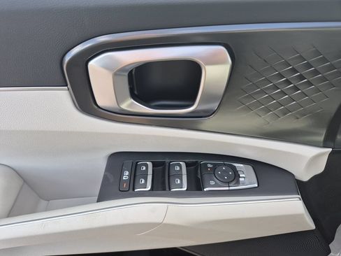 New 2026 Kia Sorento S AWD/4WD image 7