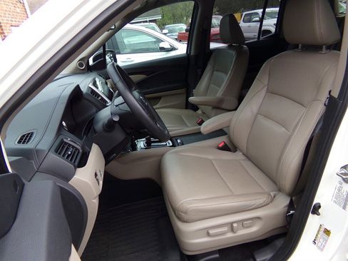 Used 2019 Honda Ridgeline RTL-E image 22