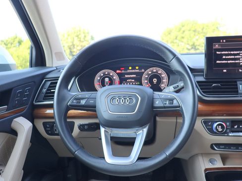 Used 2023 Audi Q5 2.0T Premium Plus w/ Premium Plus Package AWD/4WD image 22