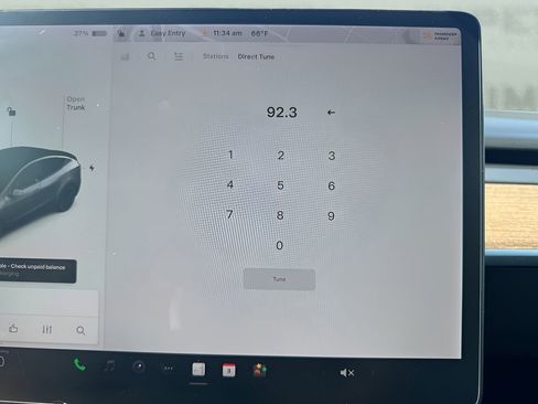 Used 2021 Tesla Model Y Performance image 18