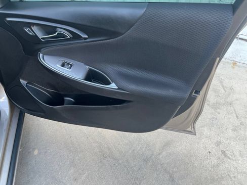Used 2024 Chevrolet Malibu LT FWD image 25