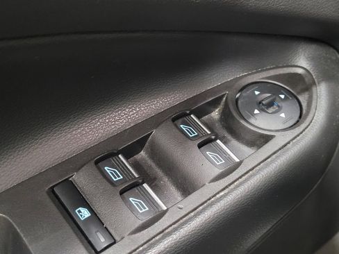 Used 2017 Ford Escape SE w/ Equipment Group 201A AWD/4WD image 27