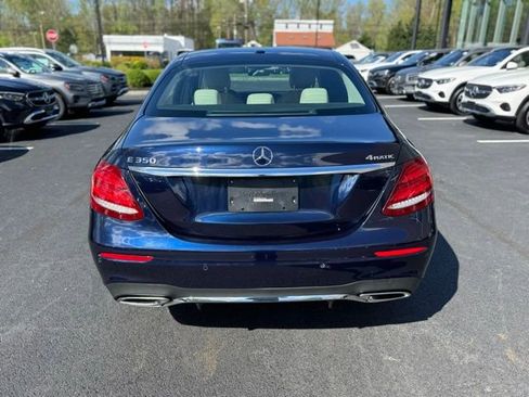 Used 2020 Mercedes-Benz E 350 4MATIC Sedan image 4