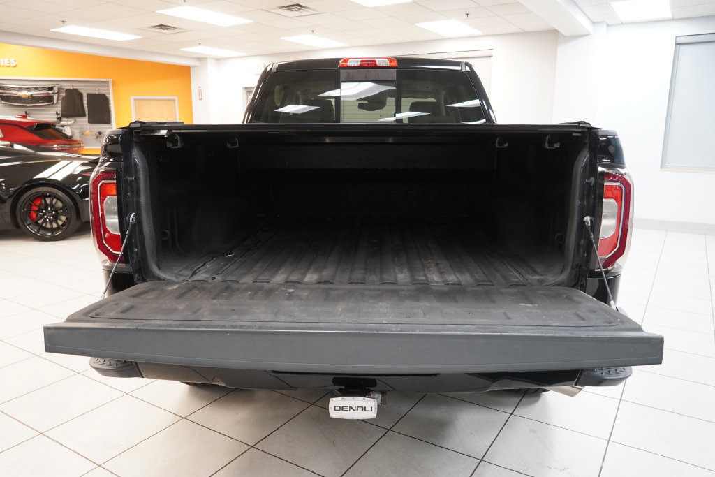 Used 2016 GMC Sierra 1500 Denali w/ Denali Ultimate Package AWD/4WD image 10