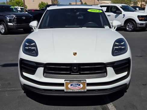 Used 2024 Porsche Macan AWD/4WD image 8