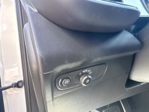 Used 2023 Buick Envision Essence w/ Sport Touring Package image 20