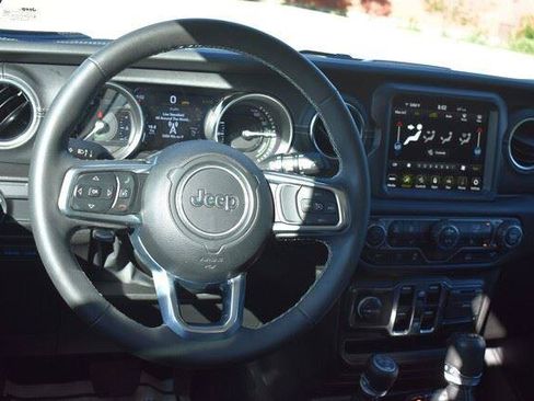 Used 2023 Jeep Wrangler Unlimited Sahara w/ Cold Weather Group AWD/4WD image 23
