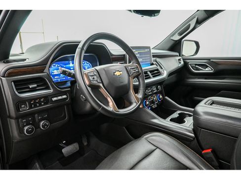 Used 2023 Chevrolet Tahoe High Country AWD/4WD image 11