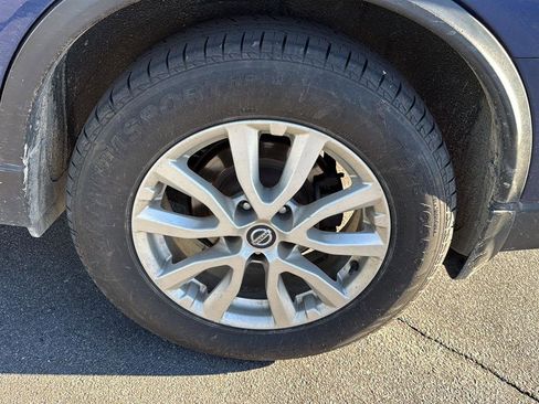 Used 2020 Nissan Rogue SV image 7