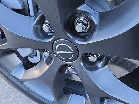 New 2026 Chrysler Pacifica Select w/ S Appearance Package image 25