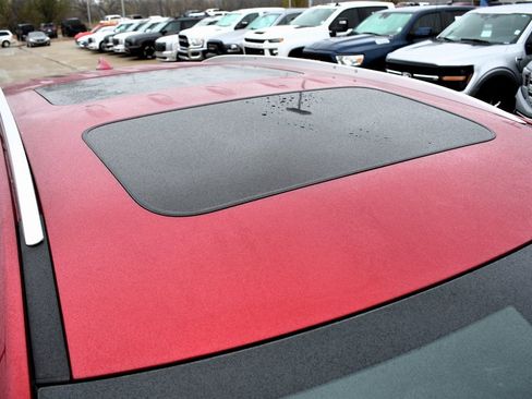 Used 2023 Buick Enclave Premium w/ Experience Buick Package image 8