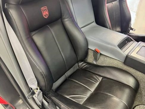 Used 1988 Pontiac Fiero image 16