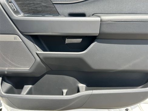 New 2025 Ford F150 Lariat w/ Equipment Group 502A High image 13