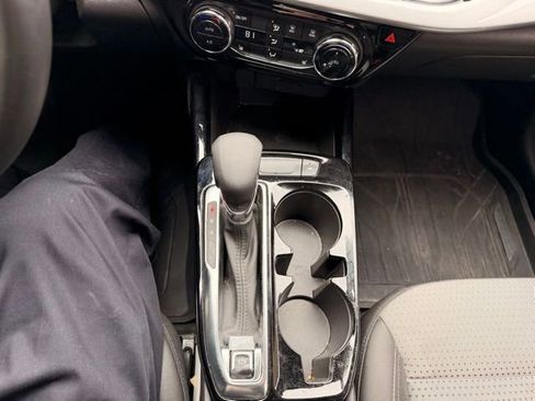 Used 2024 Chevrolet Trax LT w/ Driver Confidence Package image 19