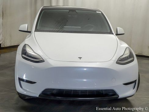 Used 2021 Tesla Model Y Long Range image 6