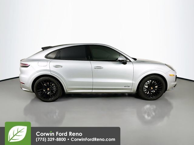 Used 2021 Porsche Cayenne GTS AWD/4WD image 9