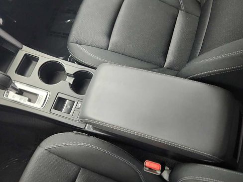 Used 2019 Subaru Legacy 2.5i Premium AWD/4WD image 16