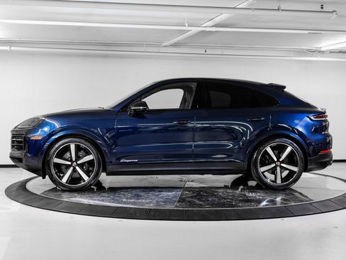 Certified 2026 Porsche Cayenne Coupe AWD/4WD image 2