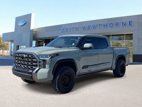 Used 2024 Toyota Tundra Platinum AWD/4WD image 3