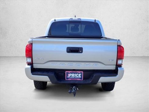 Used 2021 Toyota Tacoma SR5 w/ Technology Package AWD/4WD image 3