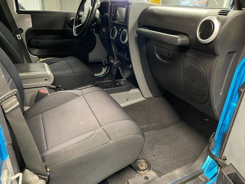 Used 2008 Jeep Wrangler Unlimited X image 13