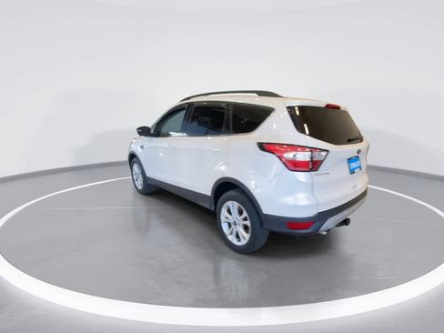 Used 2018 Ford Escape SE image 6