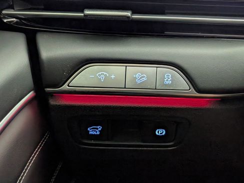 Used 2025 Genesis GV80 3.5T e-SC image 26